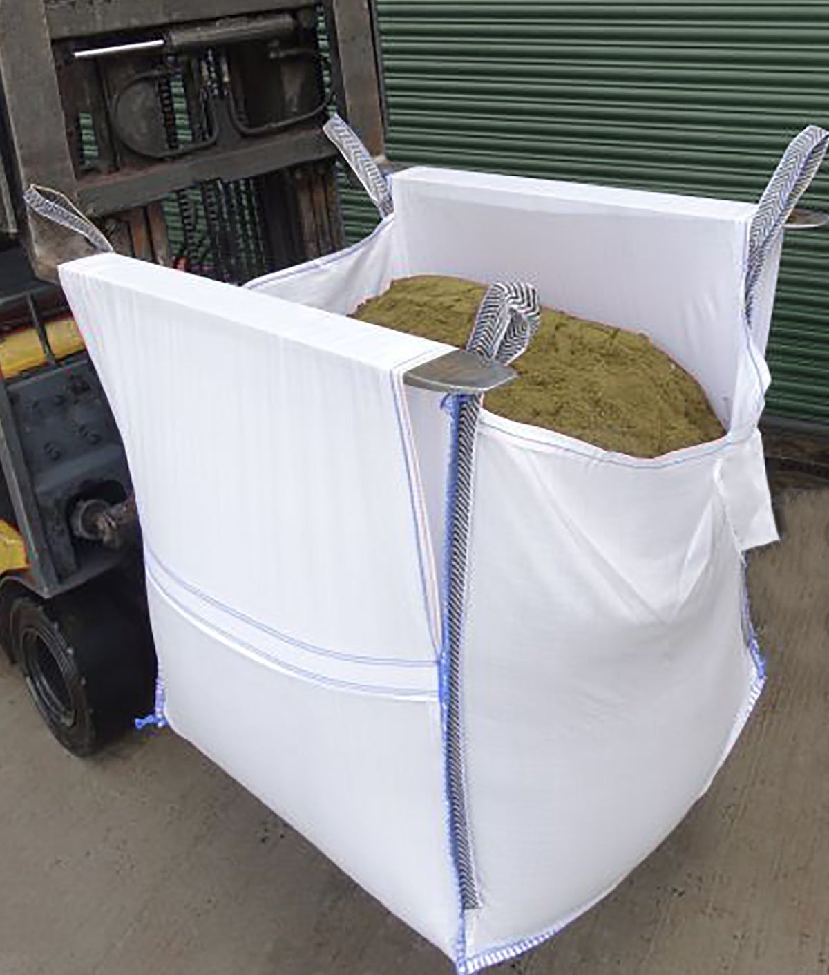 FIBC Tunnel Bags – Heavy-Duty Bulk Bags for Sand, Gravel & Construction Materials | Mudfords